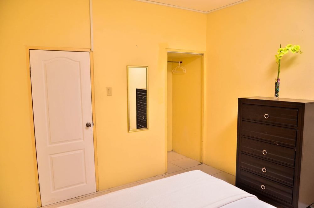 Kingston Sunset Guest Apartment I Экстерьер фото